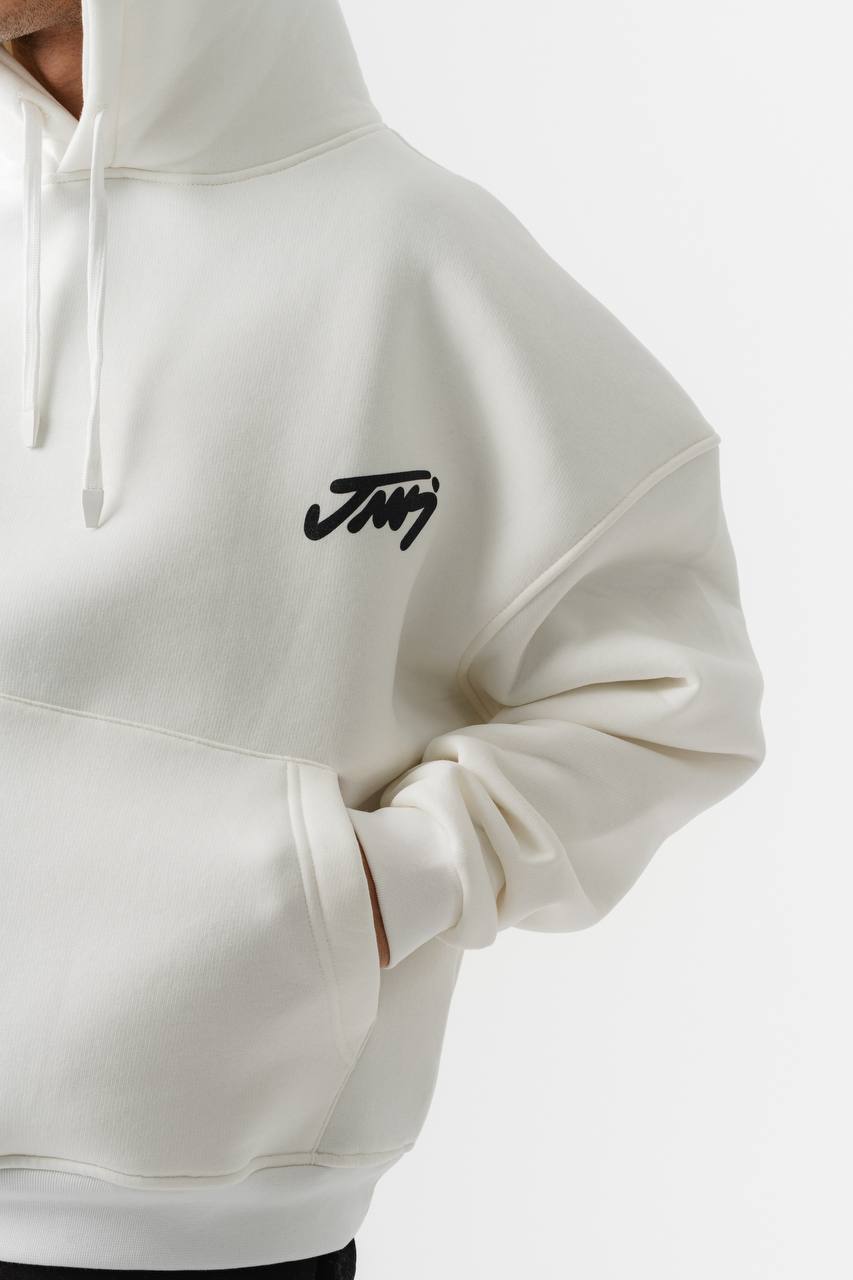 A Beyaz oversize JNNJ